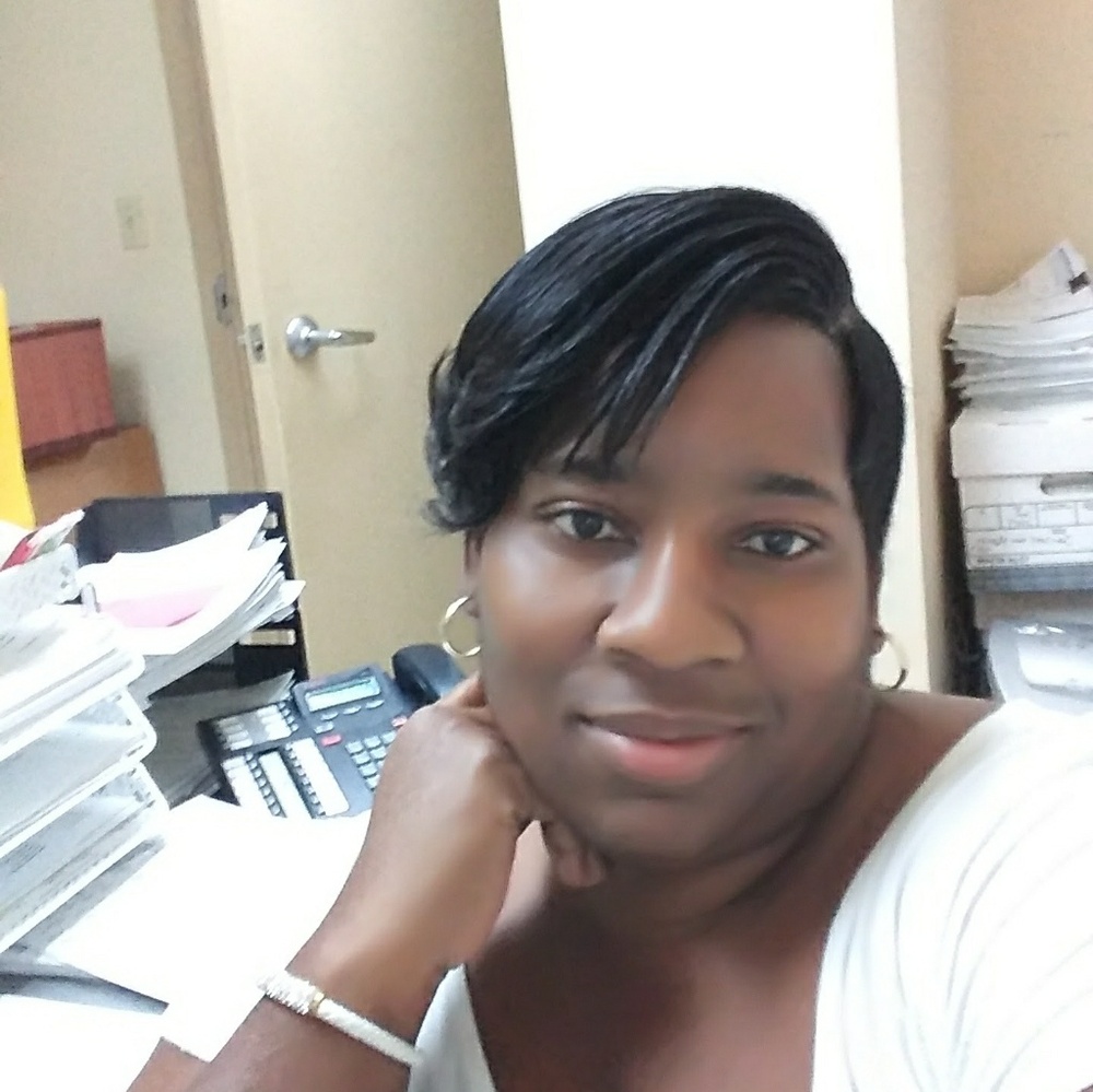 Meet your Posher, Lena